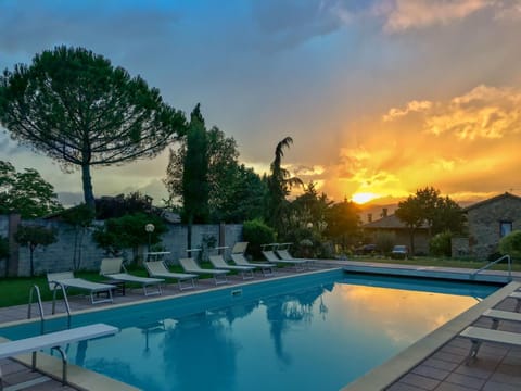 Garden, Swimming pool