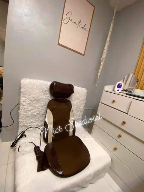 Nics Studiotel - Massage chair Apartment in Naga