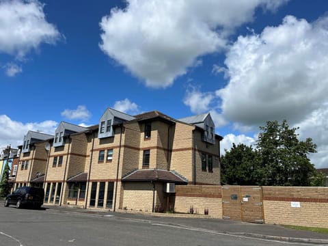 Property building, Street view