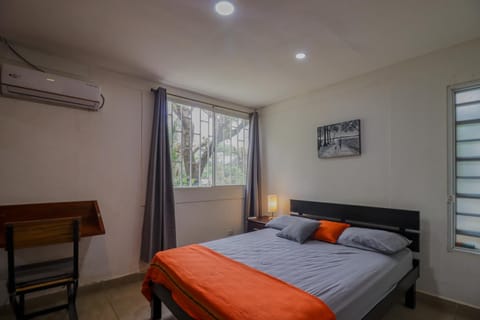 Bed, Photo of the whole room, Bedroom, air conditioner