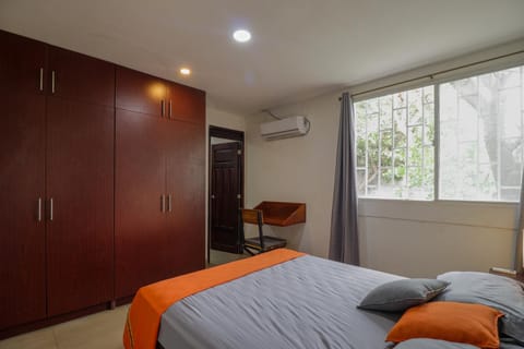 Bed, Photo of the whole room, Bedroom, air conditioner