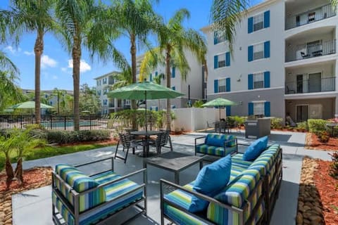 Budget Friendly 1 MI to USF Free Pool & GYM Maison in Temple Terrace