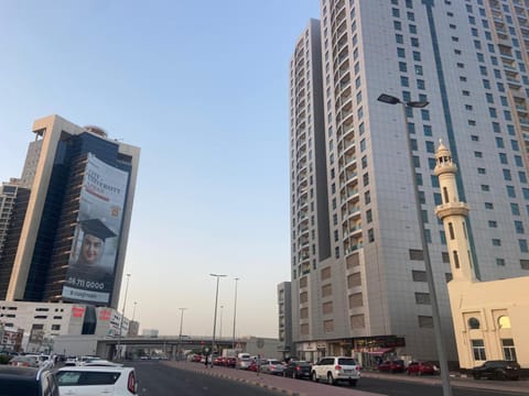 Property building, Neighbourhood, Street view, Location