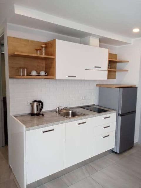 Contemporary 1BR Condo - NV-724 Apartment in Chalong