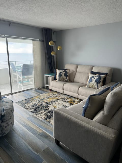 Water Front Condo - Lido Beach Apartment in Lido Key