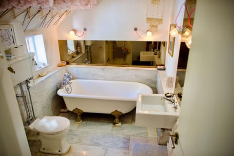 Bathroom, Bath