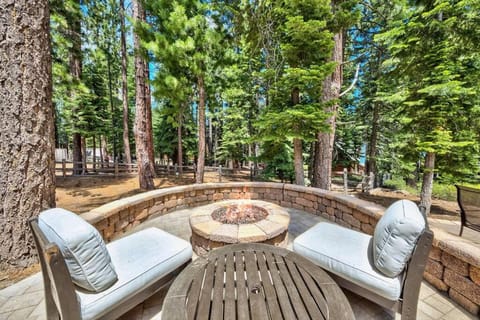 Natural landscape, Seating area