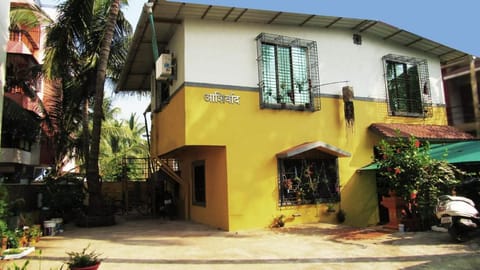 Property building, Street view