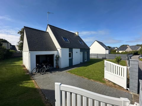 Property building, Street view