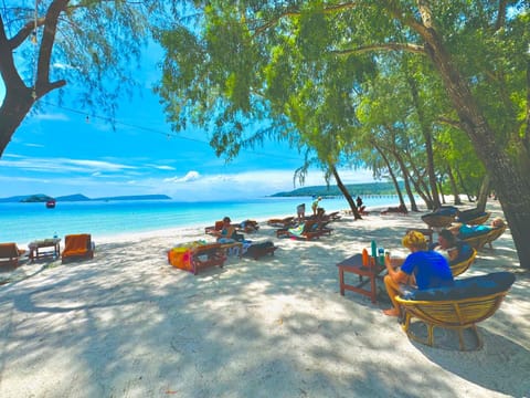 Beach, Sea view, sunbed