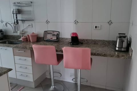 Pink House Apartment in Sao Jose dos Campos