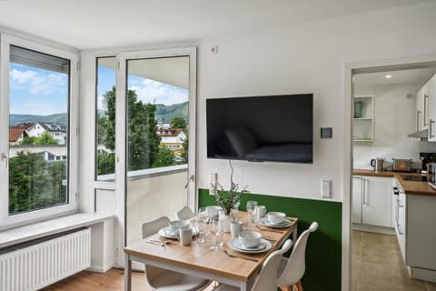 TV and multimedia, Balcony/Terrace, Kitchen or kitchenette, Dining area