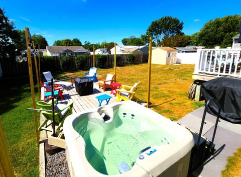 Day, Natural landscape, Hot Tub, Evening entertainment, sunbed