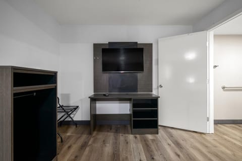 TV and multimedia, wardrobe