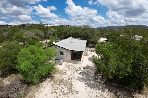 Cherokee Oaks - Frio River Haven House in Concan