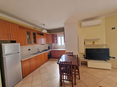 Lovely Apartament see view Apartment in Vlorë