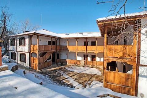 Facade/entrance, Winter