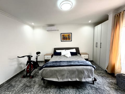 Fitness centre/facilities, Bedroom