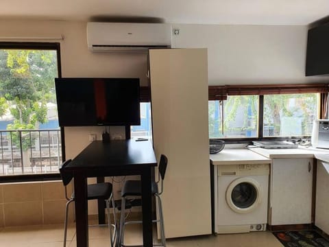 דירה מקסימה ונוחה במרכז העיר קרוב להכל Apartment in Tel Aviv District