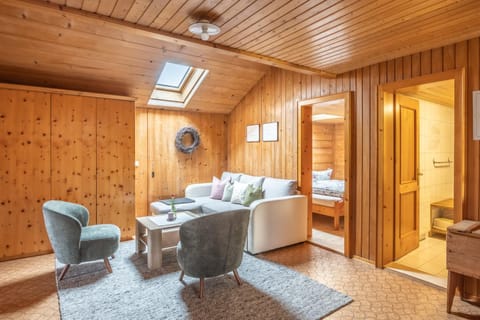 Communal lounge/ TV room, Seating area