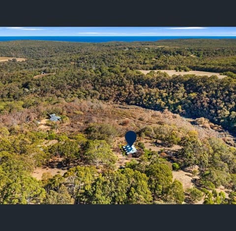 By the River - idyllic getaway House in Margaret River