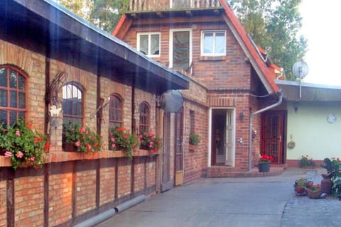 Facade/entrance, Garden view