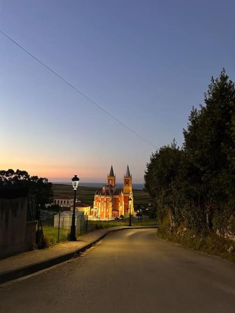 Casona con encanto, siglo XVIII Villa in Western coast of Cantabria