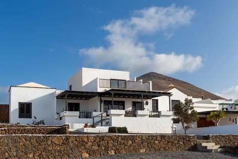 Property building, Natural landscape, Mountain view