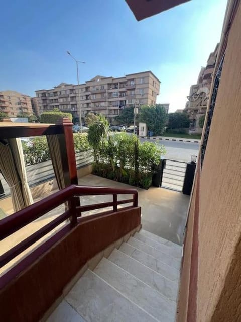 New 2BR Apt with Garden for Rent in Prime Location in Rehab City شقة بحديقة للايجار بالرحاب مجموعة 77 Apartment in New Cairo City