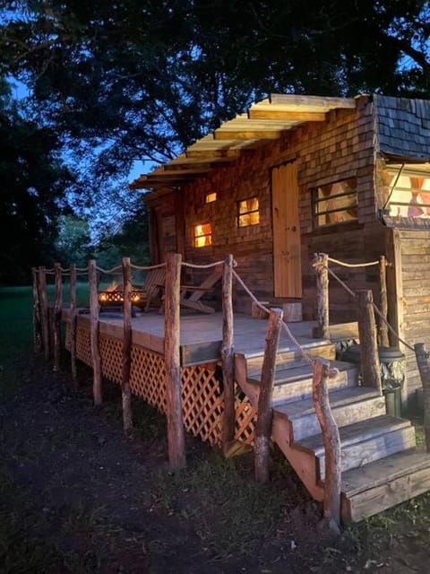 Pecan Grove Cabin House in Huntsville