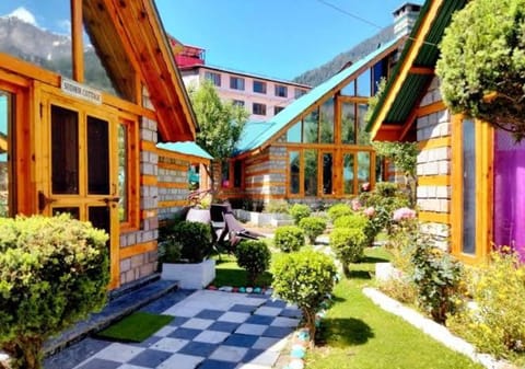 Royal Kalinga Cottages Hotel in Manali