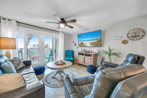 Sugar Beach Condo B-14 by Emerald Coast Retreats Apartment hotel in Lower Grand Lagoon