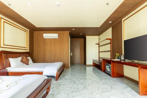 Communal lounge/ TV room, Bed, TV and multimedia, Photo of the whole room, Bedroom, wardrobe, air conditioner