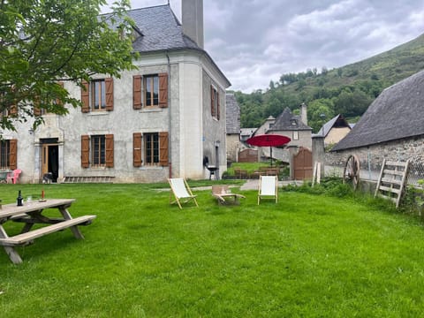 Garden view, Mountain view, sunbed