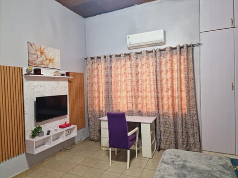 MAC Homes Strawberry Suites & Lounge Vacation rental in Accra