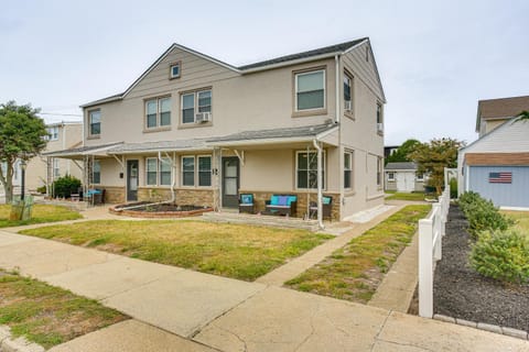 Wildwood Crest Retreat Walk to Beach and Boardwalk! Apartment in Wildwood Crest