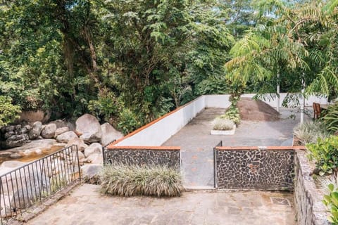 Sítio Toledos em Guapimirim com acesso direto a Cachoeira House in State of Rio de Janeiro