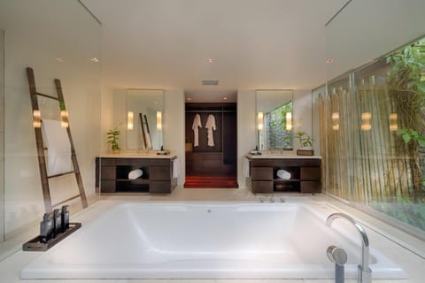 Bathroom, Bath