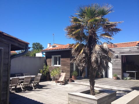 Chambre indépendante avec salle de bain Apartment in Olonne-sur-Mer