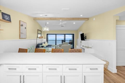 Tarpon Beach Unit 110 condo Apartment in Sanibel Island