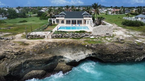 ZenBreak Ocean Mist Villa 6bd House in Barbados