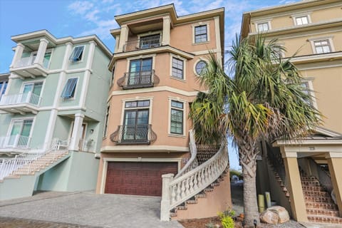 21 Singleton Beach- Oceanfront, Pool, Private Beach Access! Free Activities Included House in Hilton Head Island