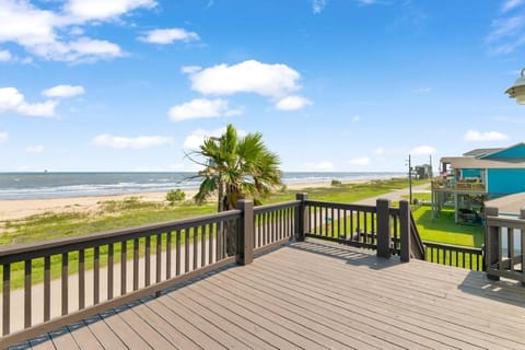 Top Shelf Crystal Beach Home home House in Bolivar Peninsula