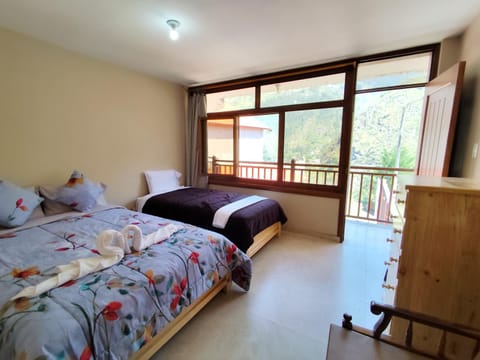 Bed, View (from property/room), Balcony/Terrace, Photo of the whole room, Bedroom, towels