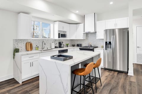 Spectacular Rooftop View House Haus in Echo Park