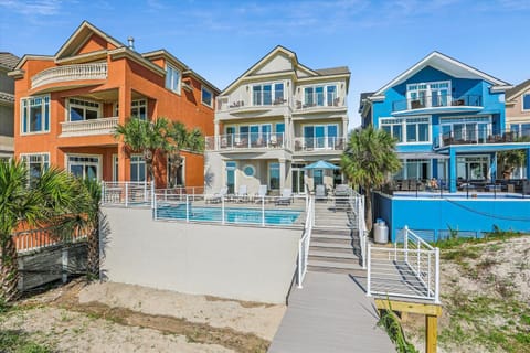 9 Singleton Beach Place- Renovated, Oceanfront, Pool, Elevator, FREE Activities Included House in Hilton Head Island