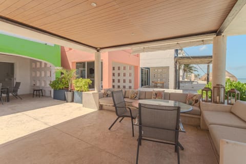 Balcony/Terrace, Dining area