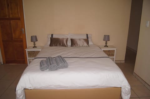 Emerald Bed&Breakfast Bed and Breakfast in Windhoek