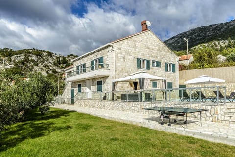 Villa Pave Chalet in Dubrovnik-Neretva County