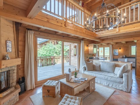 Chalet de luxe 178m2, aux pieds des pistes avec hammam et salle de jeux - FR-1-645-77 Chalet in Huez